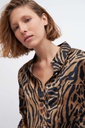 L140GBL5 CAMISA SATINADA ANIMAL PRINT
