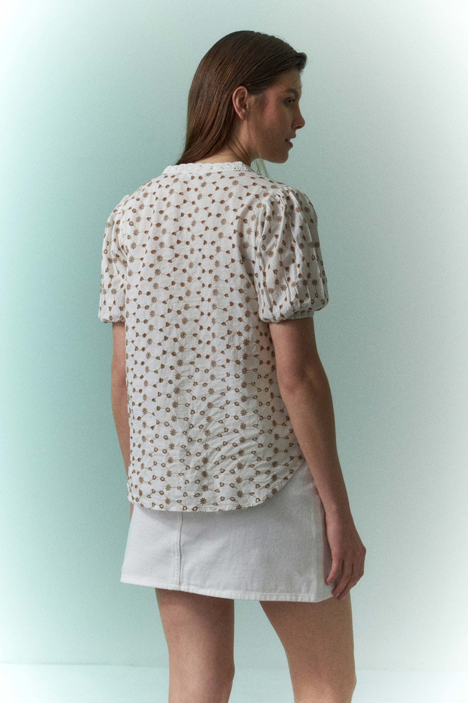 L148GBH3 BLUSA DE BRODERIE