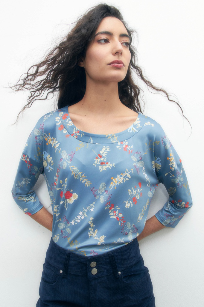 L150GBT1 BLUSA ESTAMPADO ROMBOS FLORALES