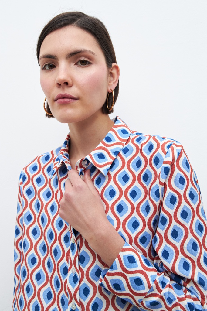 L160GBL11 CAMISA CON ESTAMPA RETRO