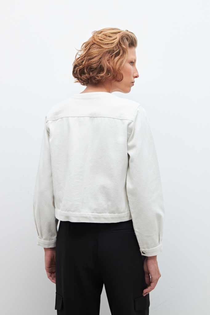 L160GOJ7 CHAQUETA BORDADA