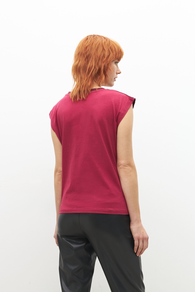 L155GTH6 REMERA CON BOTONES LATERALES