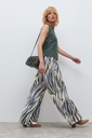 L172GPP12 PANTALON ESTAMPADO WIDE LEG PINZADO