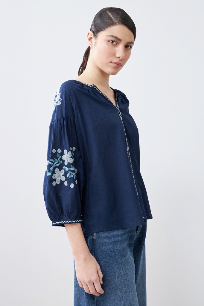 L165GBL11 BLUSA BOHO CON BORDADOS