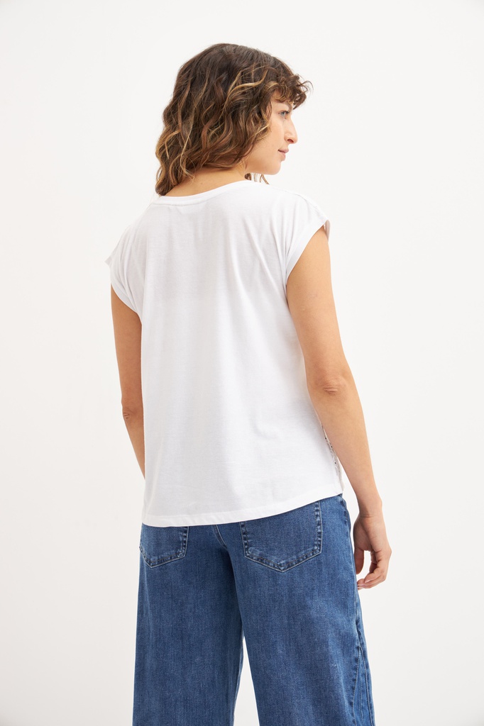 L137GBH12 BLUSA FRENTE BRODERIE