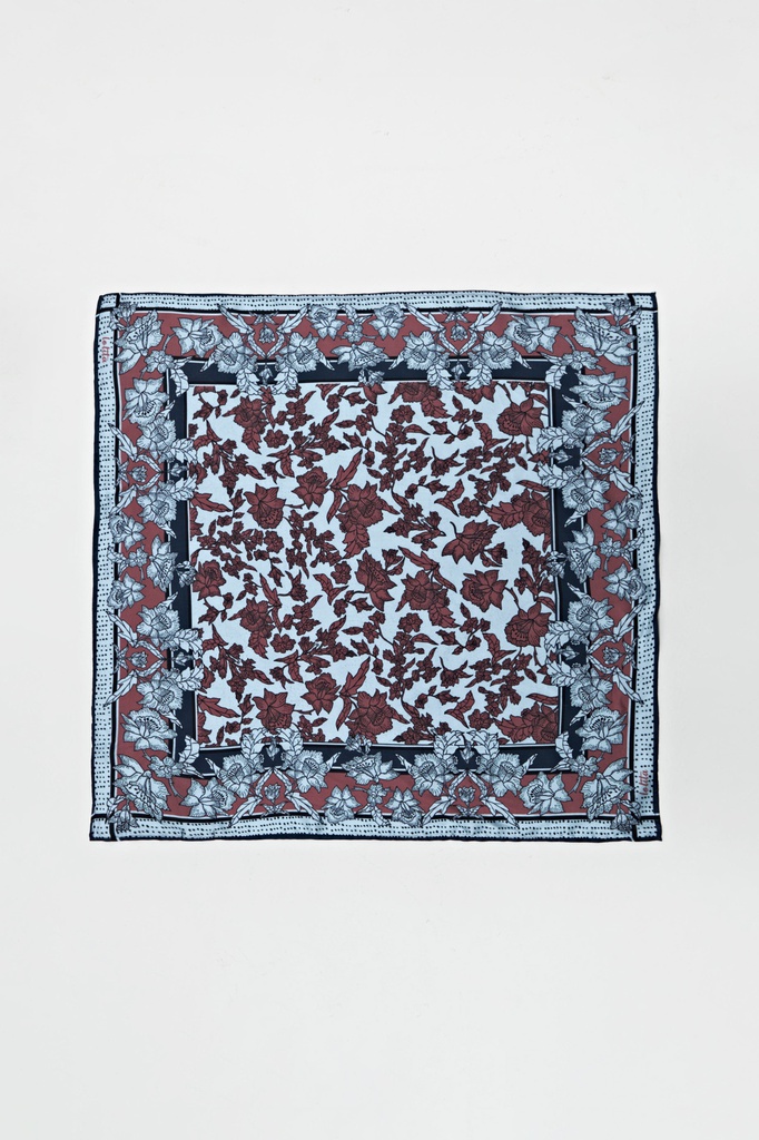 L160ATN7 PAÑUELO ESTAMPADO FLORAL