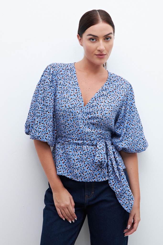 L160GBT6 BLUSA CRUZADA CON ESTAMPA FLORAL