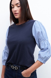 L160GTT4 REMERA CON MANGAS ABULLONADAS