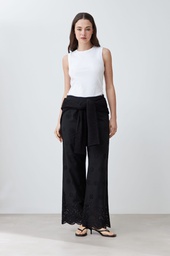 L167GPS4 PANTALON DE BODERIE