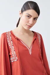 L165GTL2 REMERA BOHO CON BORDADOS