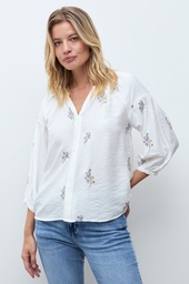 L172GBT2 BLUSA CON FLORES BORDADAS